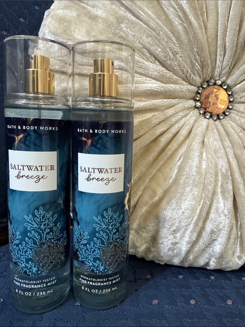 Bath & Body Works Saltwater Breeze Fragrance Mist - Blue & Gold - Picture 1 of 1